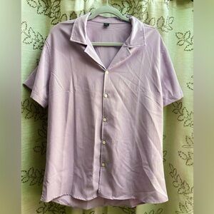 EUC Manfinity Men’s Lavender Button Down Short sleeve collared shirt- Size Large